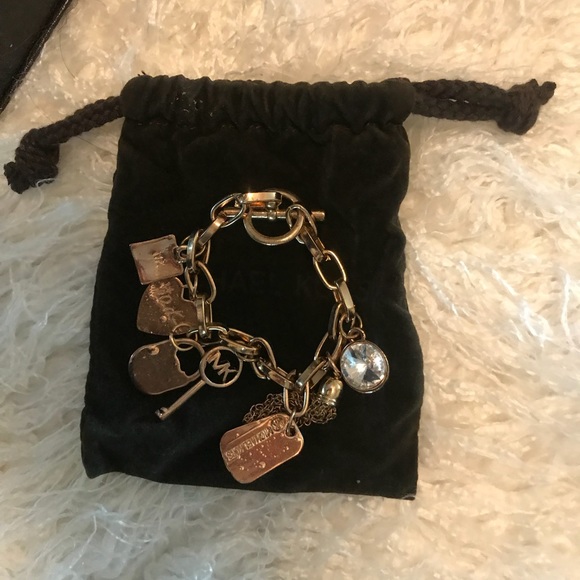 Michael Kors gold bracelet - Picture 3 of 6